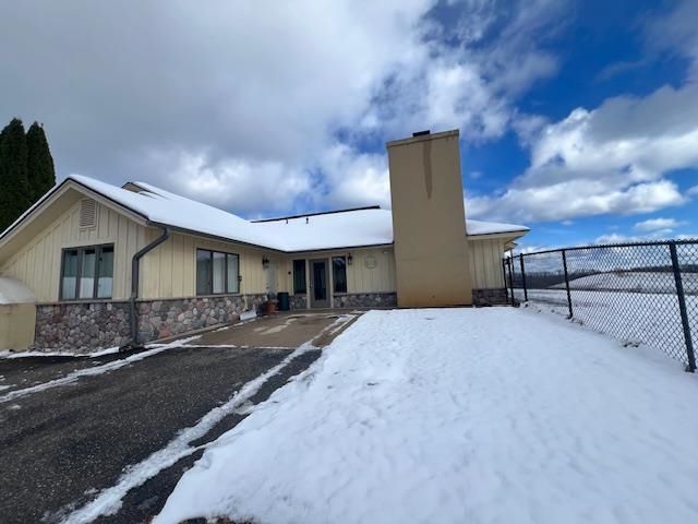 6700 N Matheson Road, Leelanau Twp, MI 49670