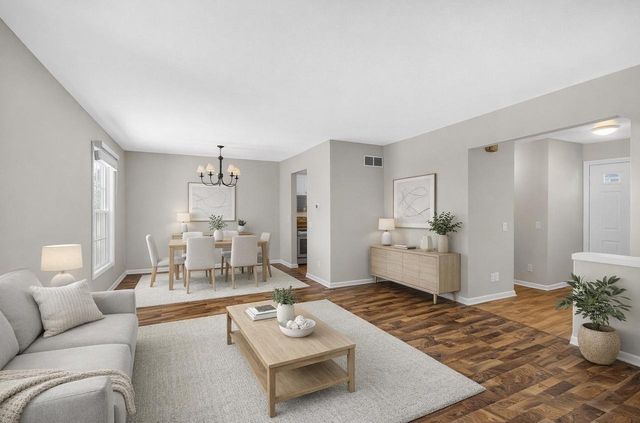 7312 Old Sauk Road, Madison, WI 53717