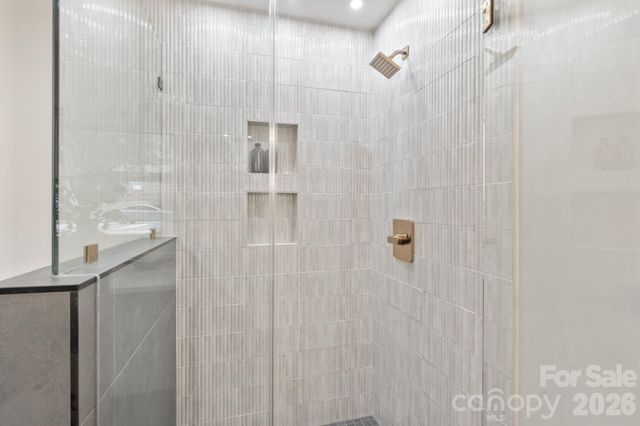 3320 Winterfield Place, Charlotte, NC 28205