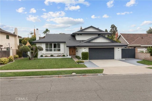 2772 Tern Circle, Costa Mesa, CA 92626