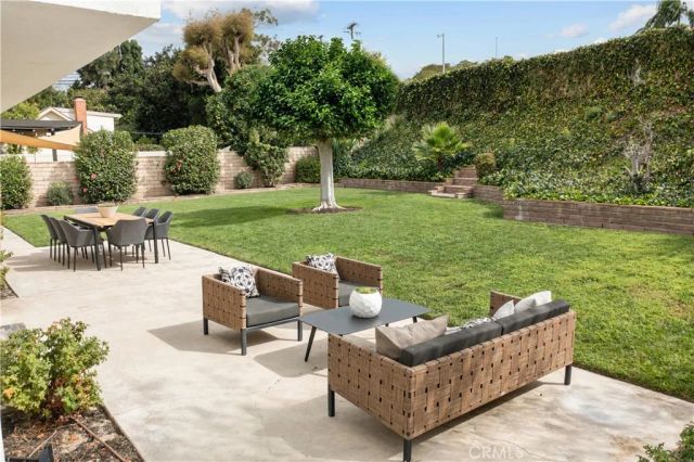 2772 Tern Circle, Costa Mesa, CA 92626