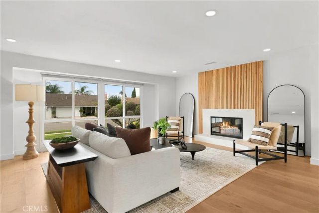 2772 Tern Circle, Costa Mesa, CA 92626