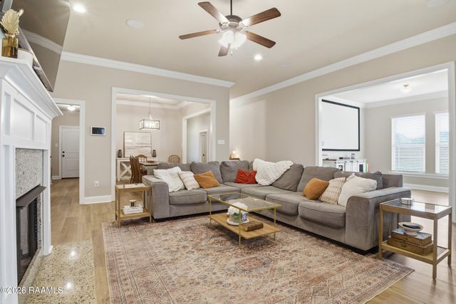 102 Sugar Crest Drive, Youngsville, LA 70592