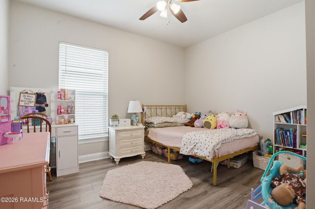 102 Sugar Crest Drive, Youngsville, LA 70592