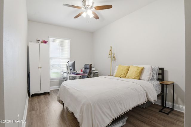 102 Sugar Crest Drive, Youngsville, LA 70592