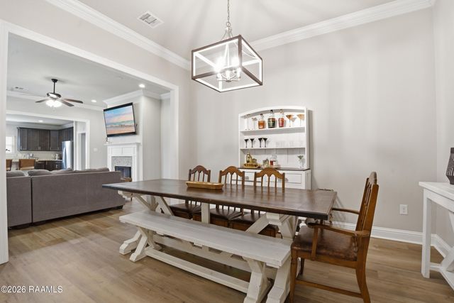 102 Sugar Crest Drive, Youngsville, LA 70592