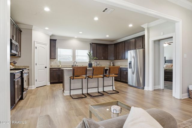 102 Sugar Crest Drive, Youngsville, LA 70592