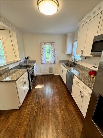 2894 S Clark Drive, East Point, GA 30344