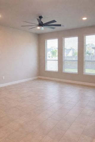 10442 Eastern Bluestar Drive, Conroe, TX 77385