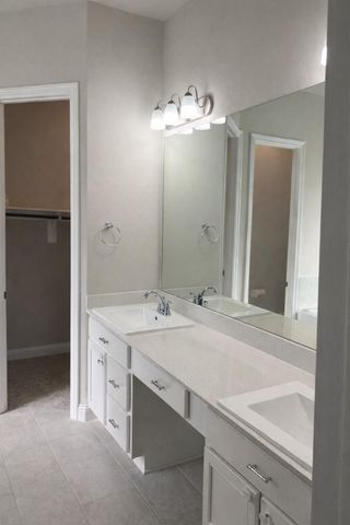 10442 Eastern Bluestar Drive, Conroe, TX 77385