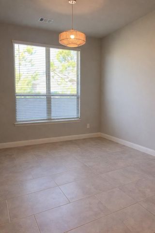 10442 Eastern Bluestar Drive, Conroe, TX 77385