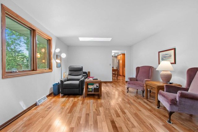 3114 E RIVER DRIVE, Green Bay, WI 54301