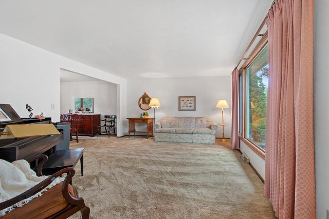 3114 E RIVER DRIVE, Green Bay, WI 54301