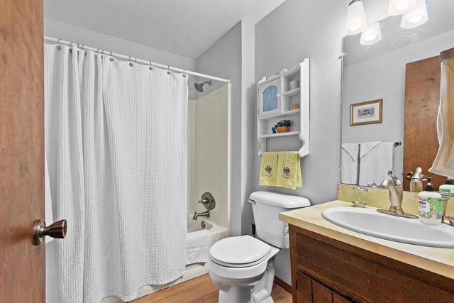 3114 E RIVER DRIVE, Green Bay, WI 54301