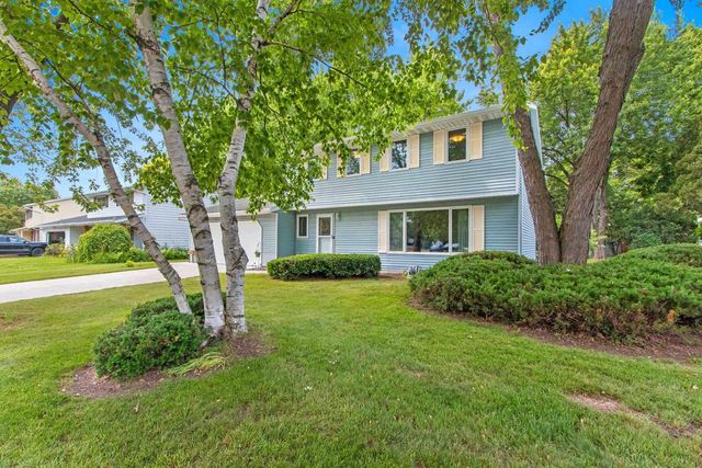 3114 E RIVER DRIVE, Green Bay, WI 54301