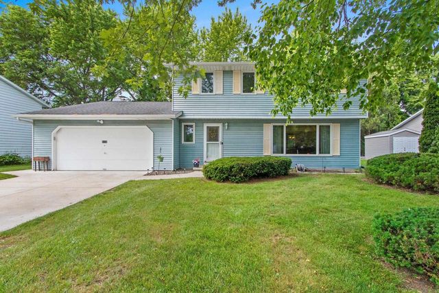 3114 E RIVER DRIVE, Green Bay, WI 54301