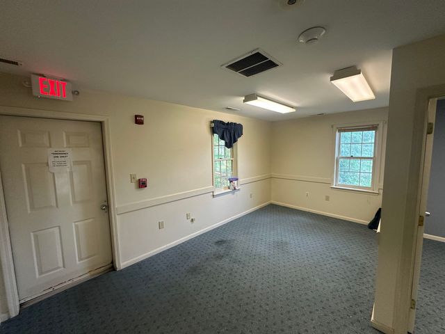 2 Mound Court, Merrimack, NH 03054