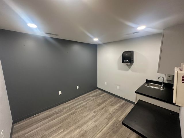 2 Mound Court, Merrimack, NH 03054