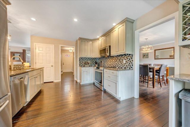 3702 Winding Way RD SW, Roanoke, VA 24015