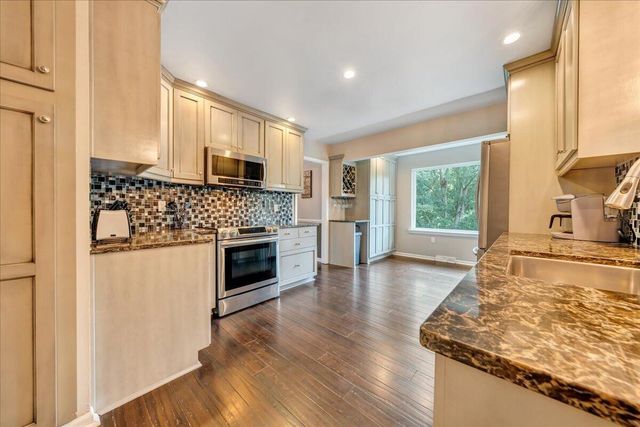 3702 Winding Way RD SW, Roanoke, VA 24015