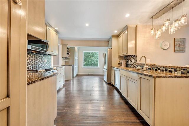 3702 Winding Way RD SW, Roanoke, VA 24015