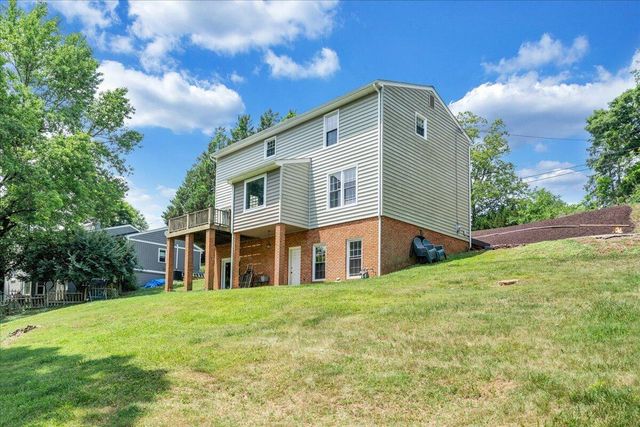 3702 Winding Way RD SW, Roanoke, VA 24015