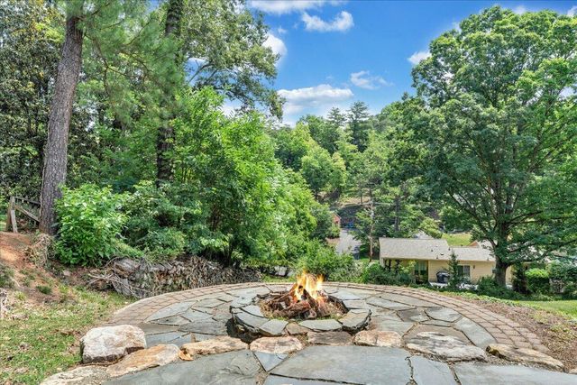 3702 Winding Way RD SW, Roanoke, VA 24015