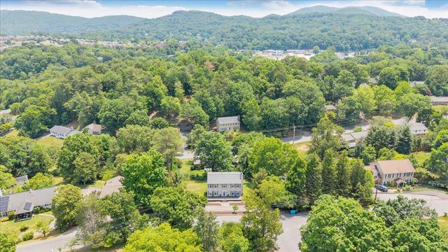 3702 Winding Way RD SW, Roanoke, VA 24015