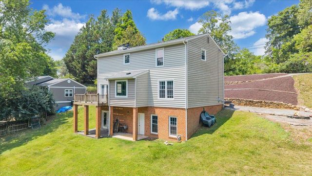 3702 Winding Way RD SW, Roanoke, VA 24015