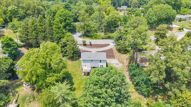 3702 Winding Way RD SW, Roanoke, VA 24015