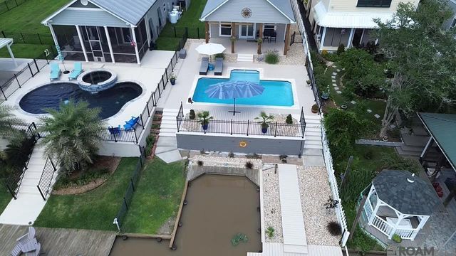 12373 Home Port Dr, Maurepas, LA 70449