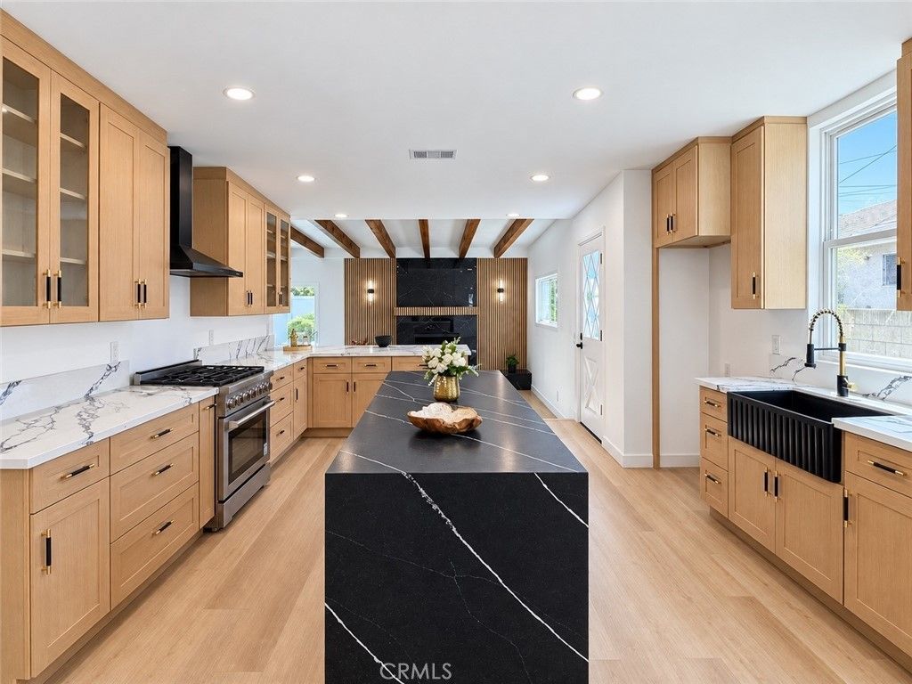 2380 Argonne, Long Beach, CA 90815 — photo 3