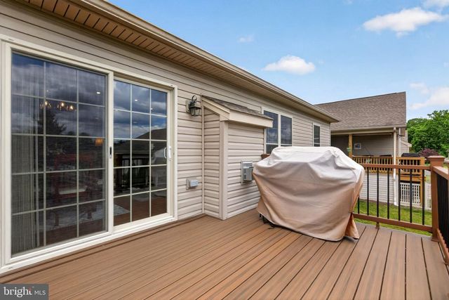 102 DRURY LN, Mechanicsburg, PA 17050