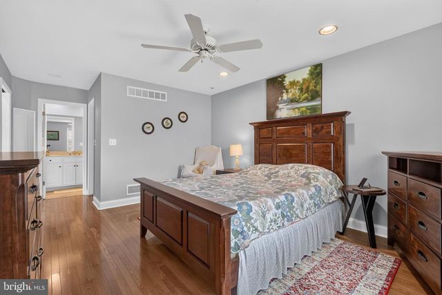 102 DRURY LN, Mechanicsburg, PA 17050