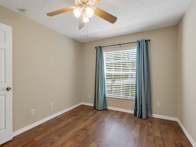 962 E 13th Square, Vero Beach, FL 32960