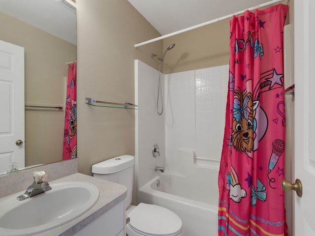 962 E 13th Square, Vero Beach, FL 32960