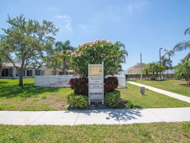 962 E 13th Square, Vero Beach, FL 32960