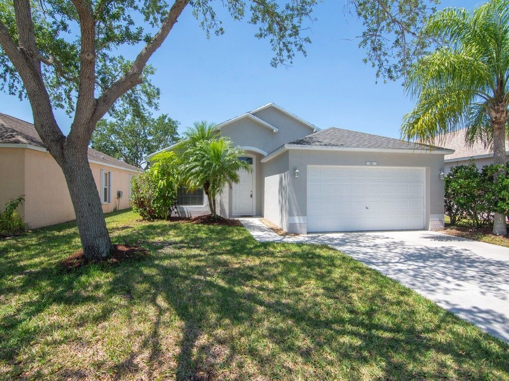 962 E 13th Square, Vero Beach, FL 32960