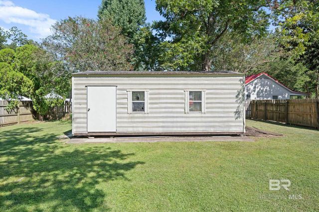 620 W Marigold Avenue, Foley, AL 36535