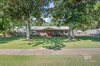 620 W Marigold Avenue, Foley, AL 36535