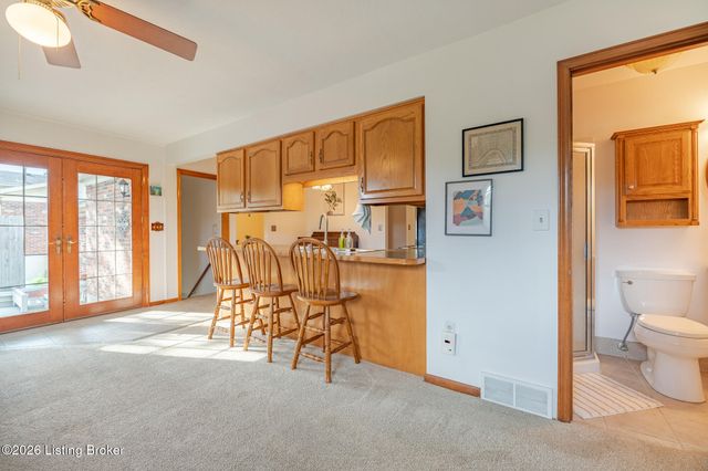 7311 Nottoway Cir, Louisville, KY 40214