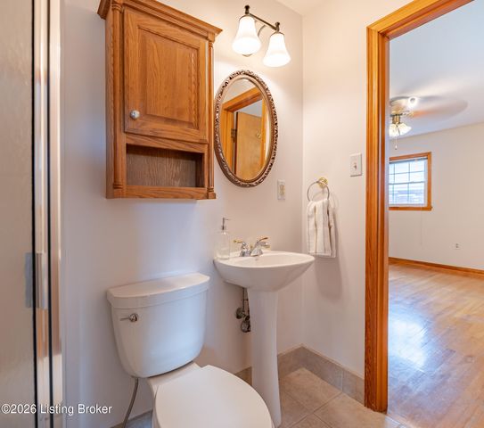 7311 Nottoway Cir, Louisville, KY 40214