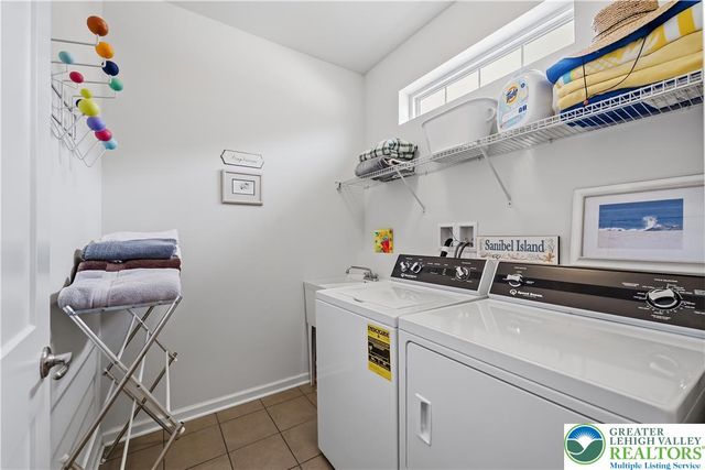 3495 Daylily Drive, Upper Milford Twp, PA 18049