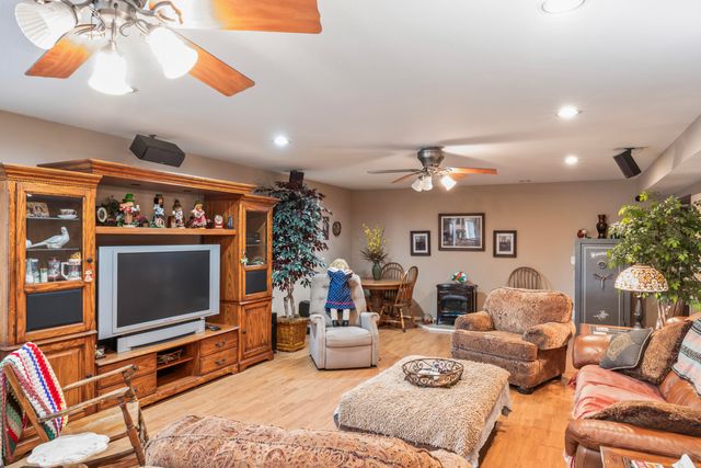 127 Trail'S End Street, Branson West, MO 65737