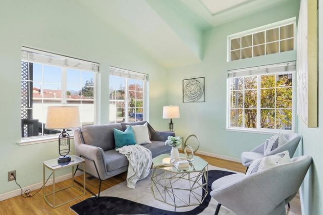 1520 E CAPITOL EXPWY, San Jose, CA 95121