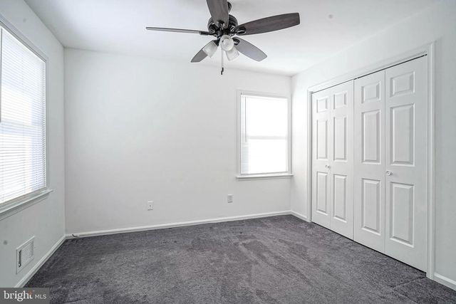 14 LORNE RD, Blackwood, NJ 08012