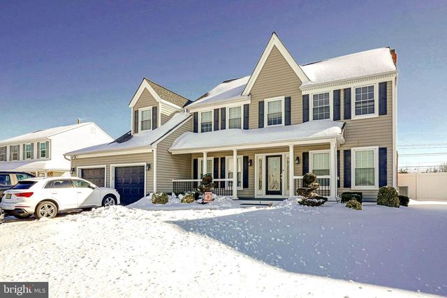 14 LORNE RD, Blackwood, NJ 08012