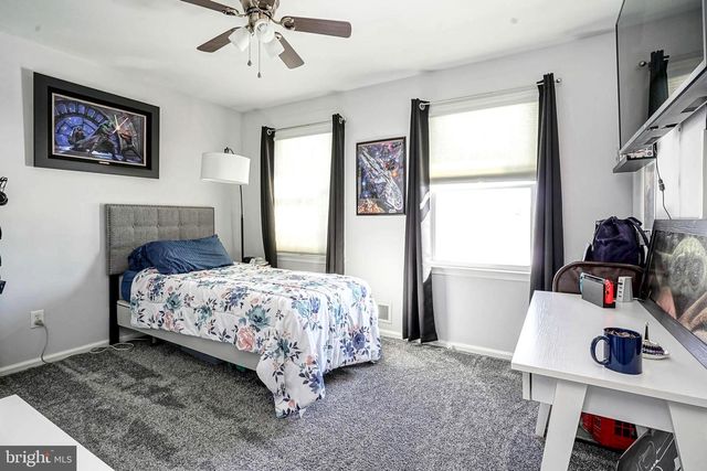 14 LORNE RD, Blackwood, NJ 08012