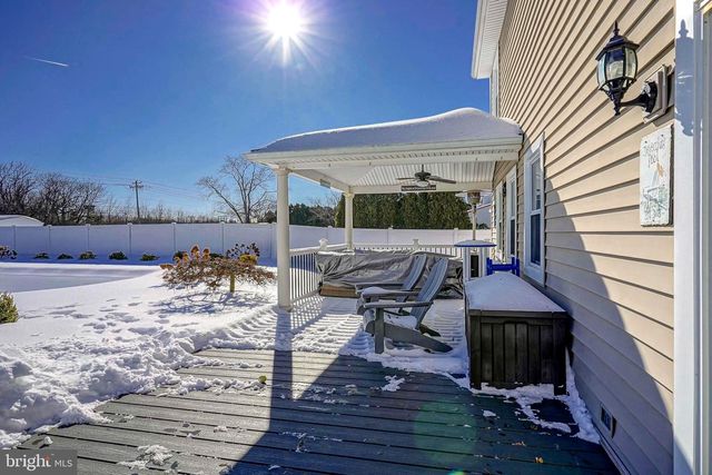 14 LORNE RD, Blackwood, NJ 08012