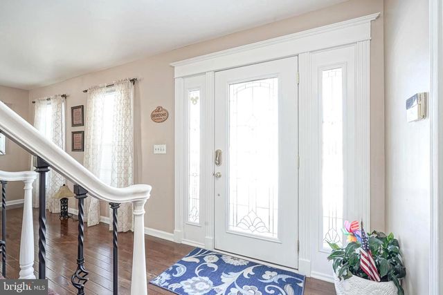 14 LORNE RD, Blackwood, NJ 08012